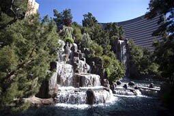 LAS VEGAS - MARCH 24: A waterfall attracts tourists at the Wynn Las Vegas hotel along Las Vegas Boulevard on March 24, 2007 in Las Vegas, Nevada.